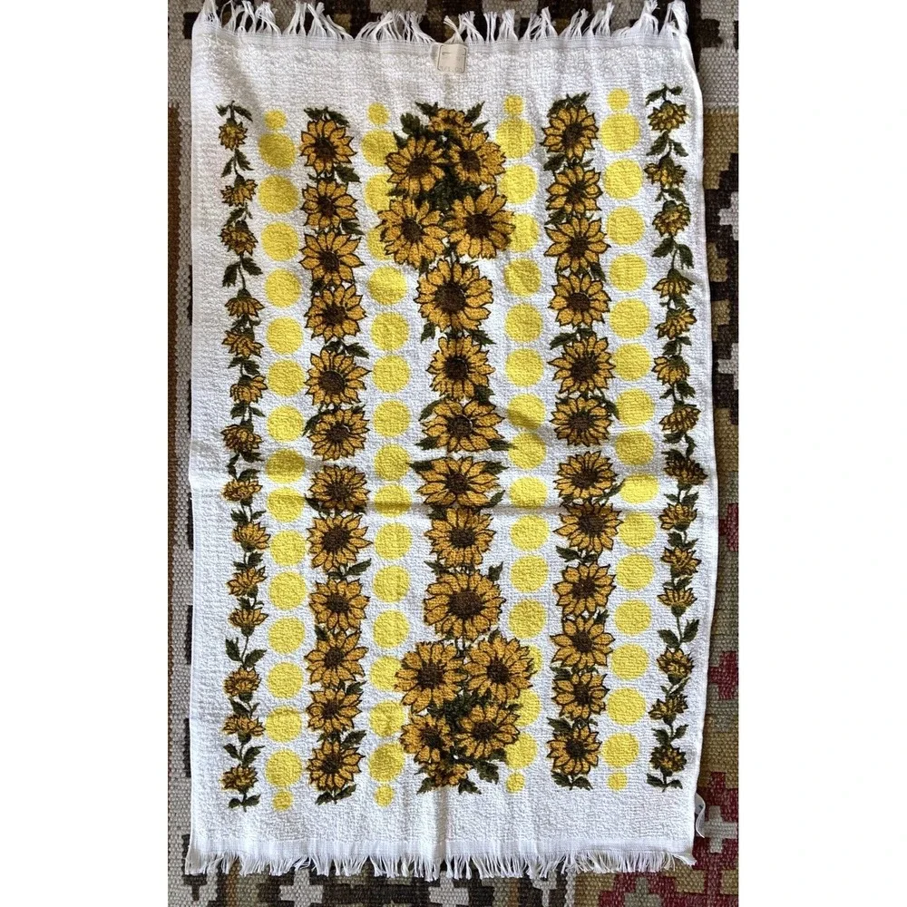 Vintage cotton terrycloth kitchen towel sunflowers & polka dots new w/ tag 1960s